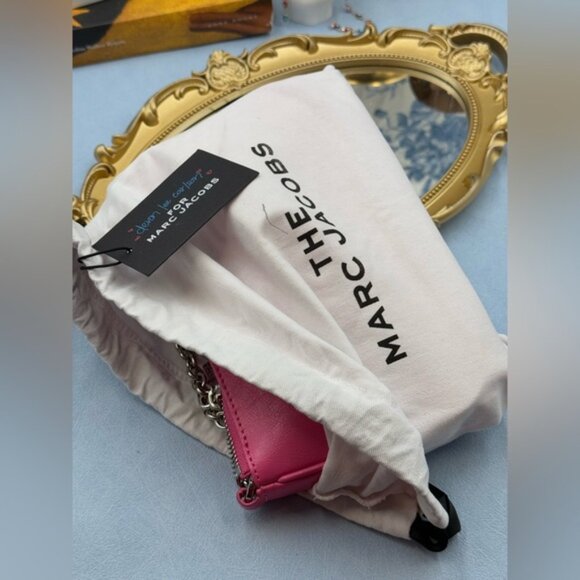 🆕 MARC JACOBS 🧿  X DEVON LEE CARLSON NWT Devon Charm Purse, Bubblegum Pink - Picture 16 of 16